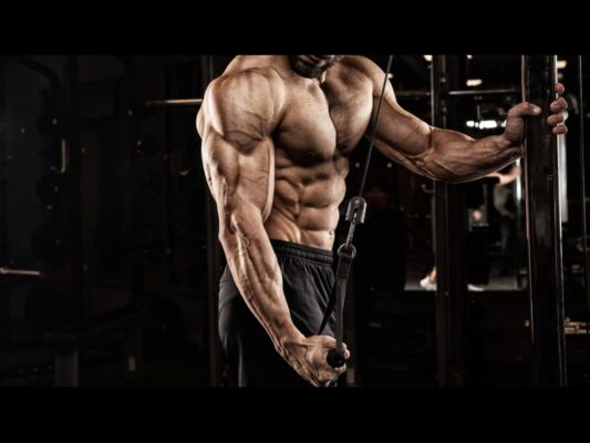 Tập tay sau với tạ đơn tại nhà